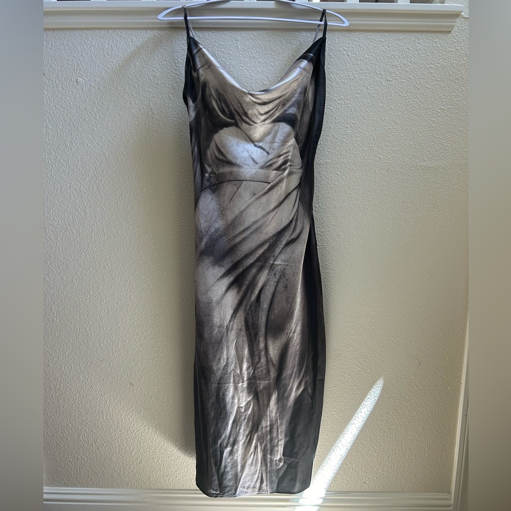 NWOT Widow Sculpture Maxi Dress Size M - Picture 2 of 7